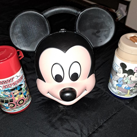 Christmas Sale! VINTAGE Mickey Mouse Lunch Box with 2 Vintage Disney Thermos - Picture 1 of 7